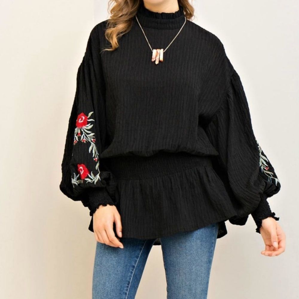 Black gauze blouse - Picture 7 of 8